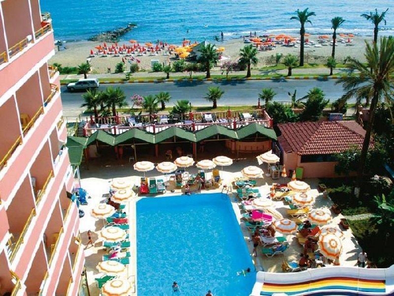 Grand Bayar Hotell