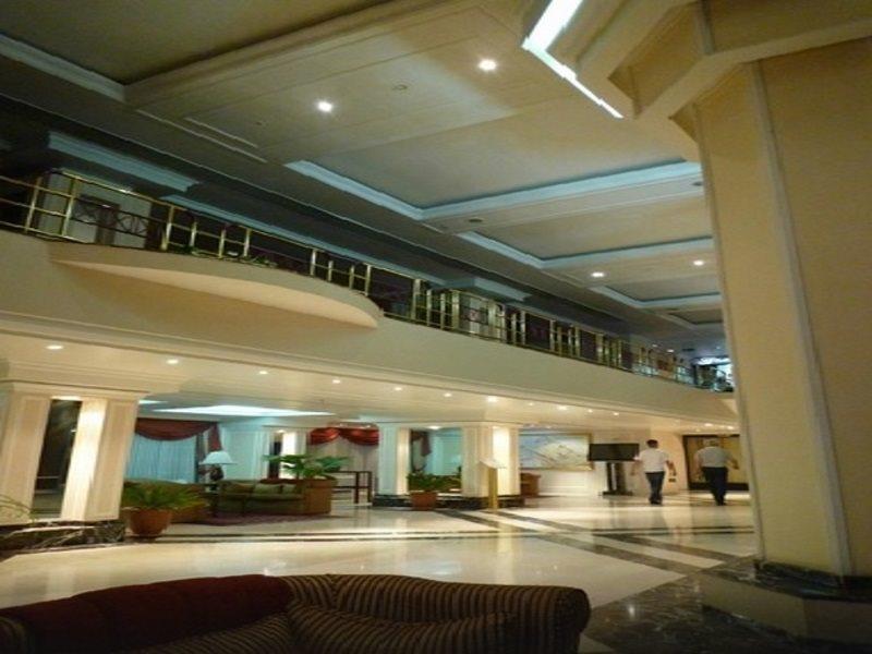 Grand Bayar Hotell 3*