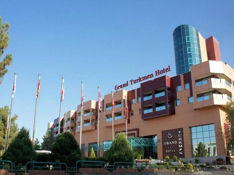 Grand Bayar Hotell 3*