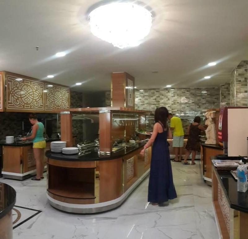 Hotell Grand Bayar 3*