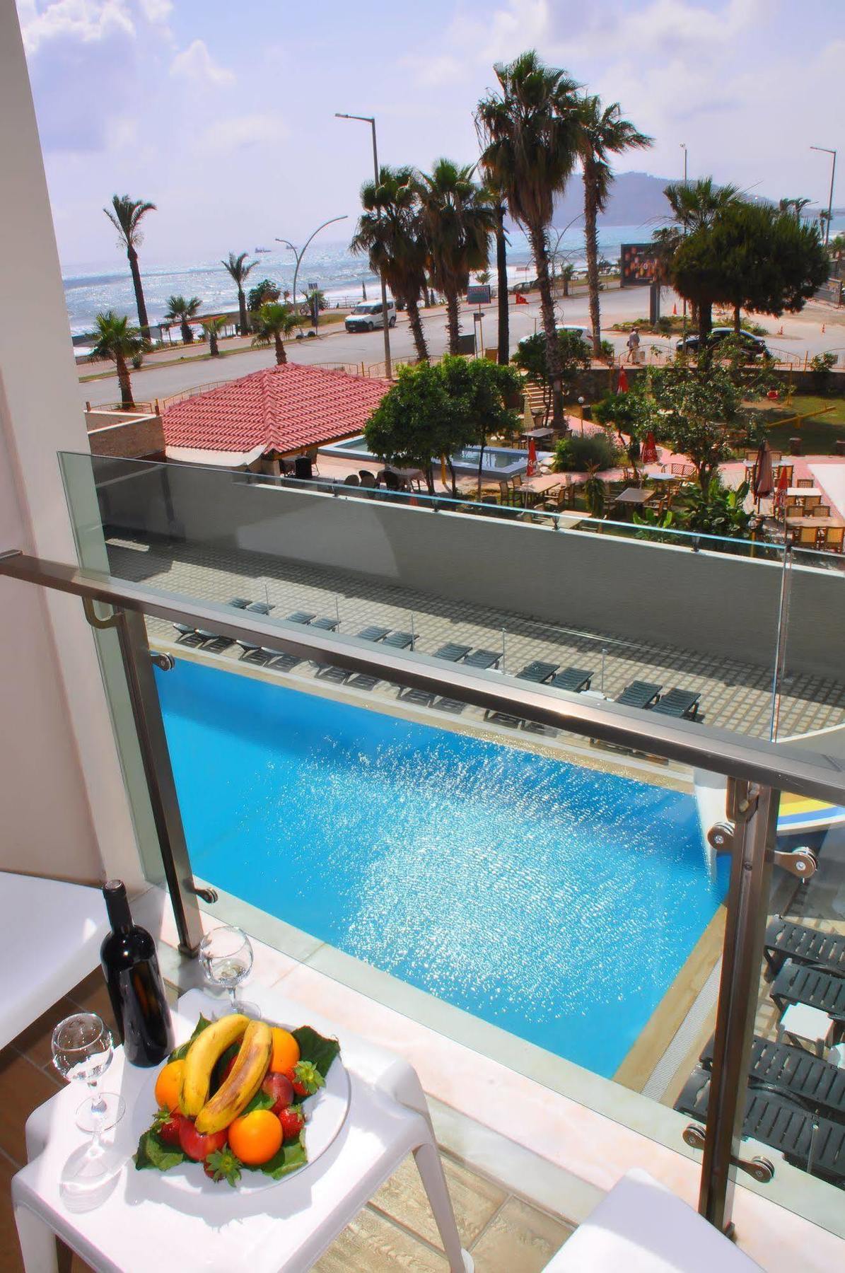 Hotell Grand Bayar 3*