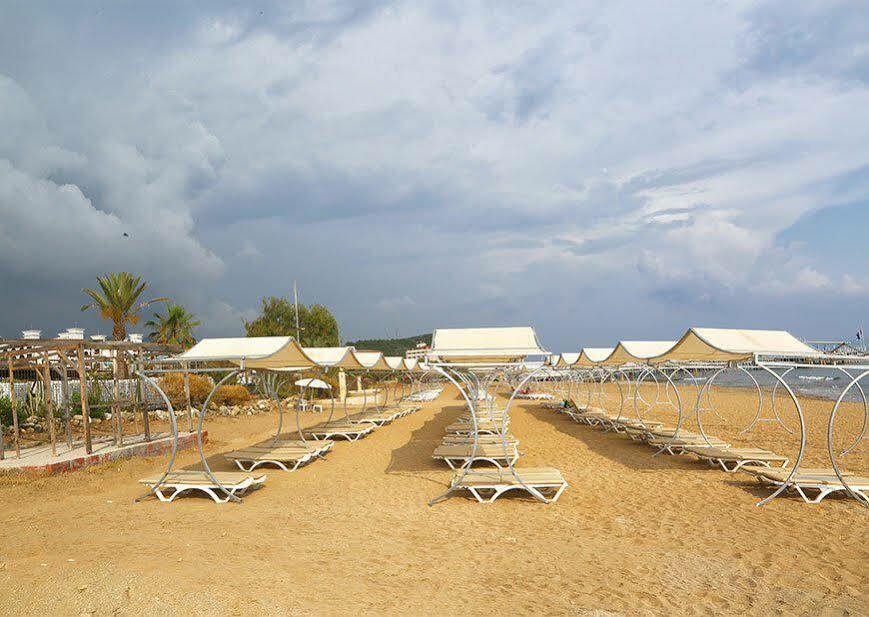 Grand Bayar Hotell