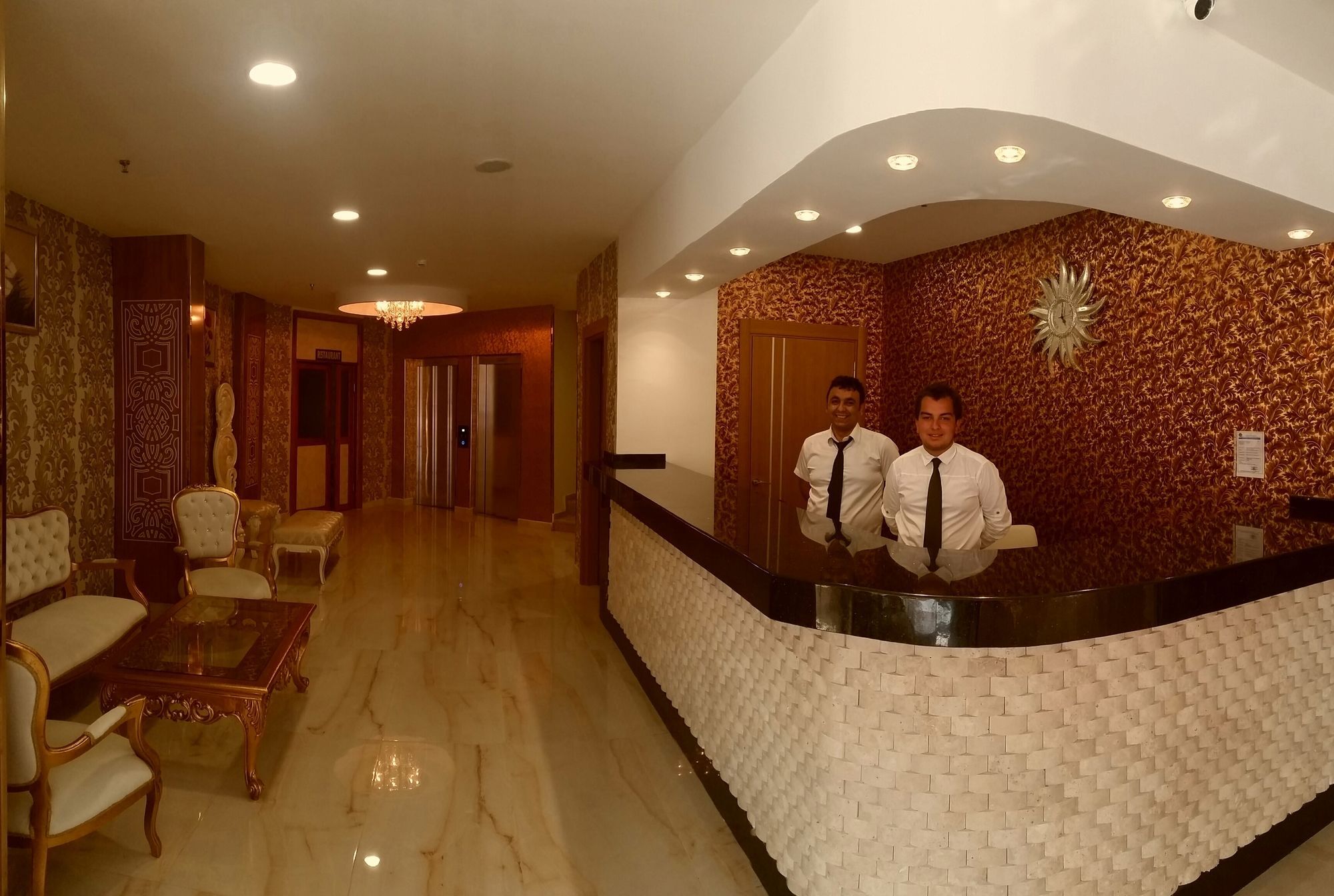 Hotell Grand Bayar